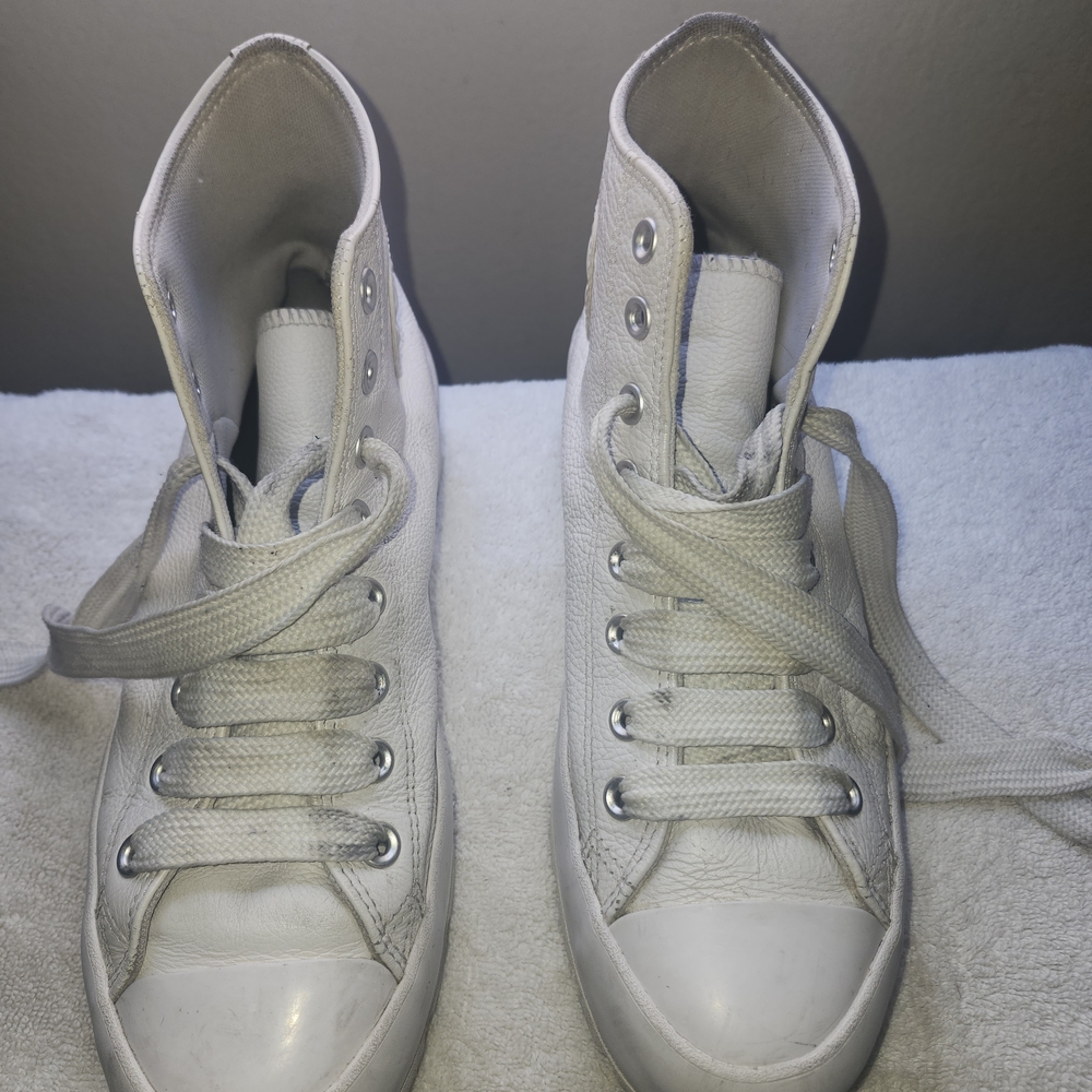 Converse Classic White High-Tops